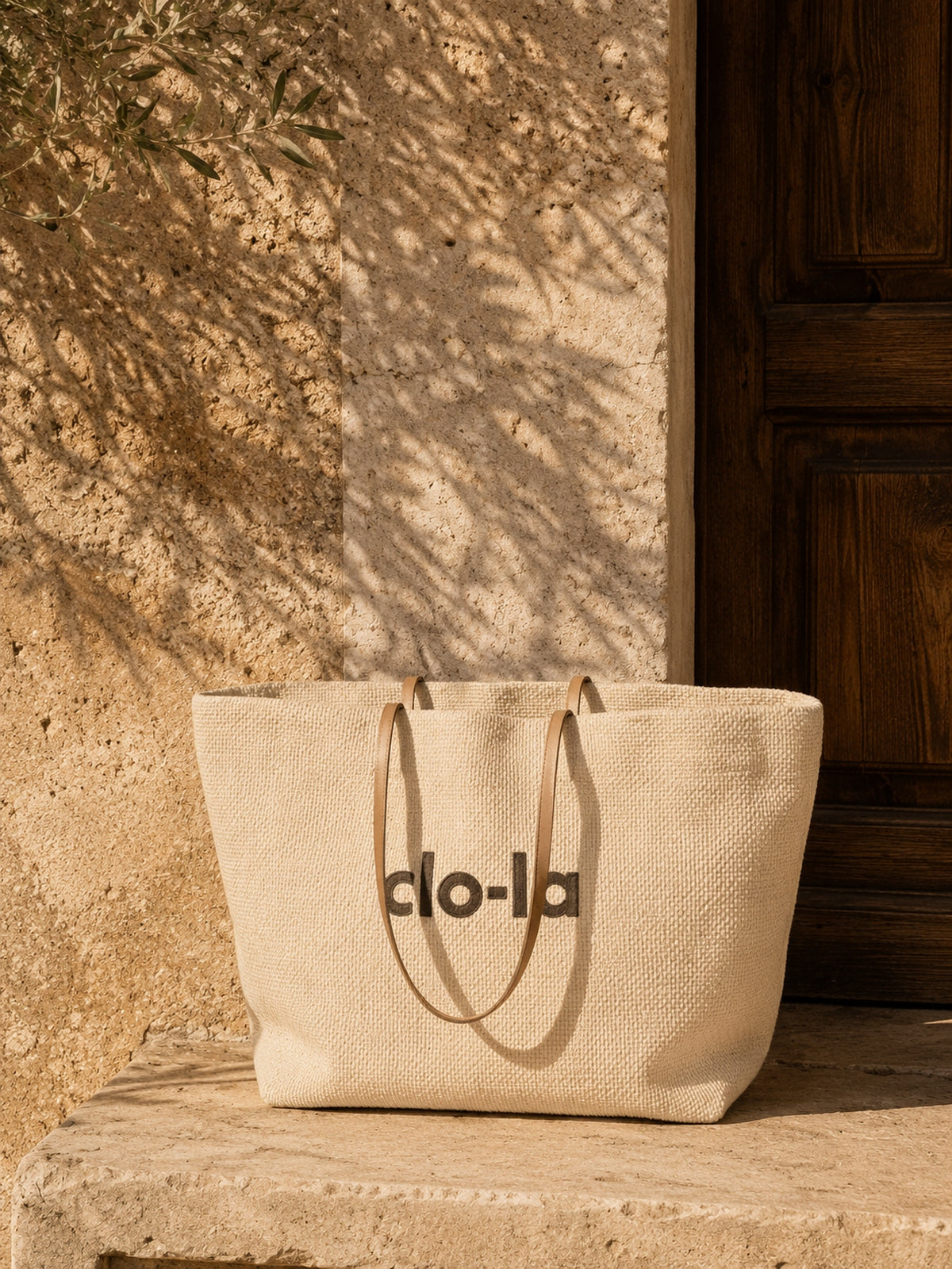 RESORT TOTE