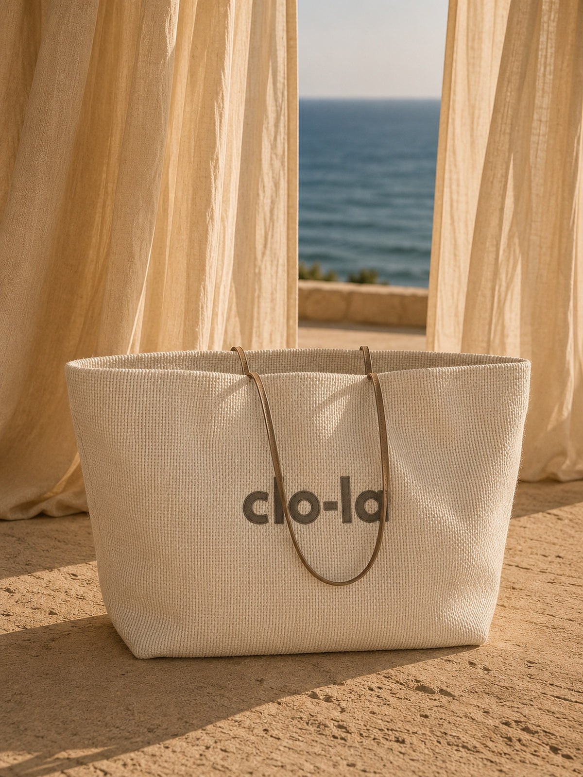 RESORT TOTE