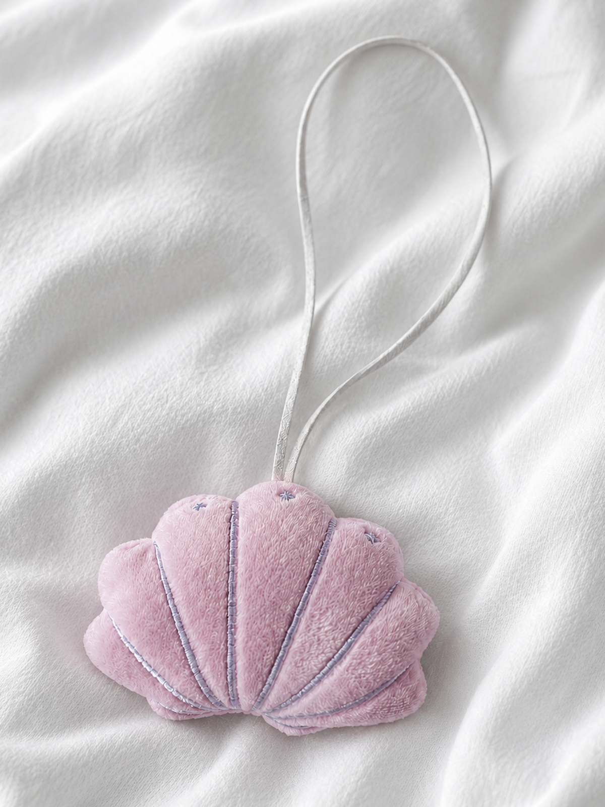 SOFT SEASHELL CHARM